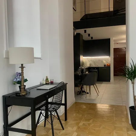 Apartamento Penthouse Na Loftach Tymienieckiego W Centrum Lodzi
